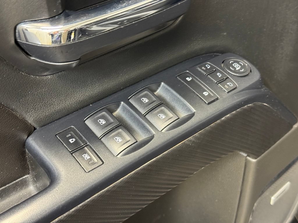 Used 2017 GMC Sierra 1500 Denali w/ Denali Ultimate Package AWD/4WD image 11