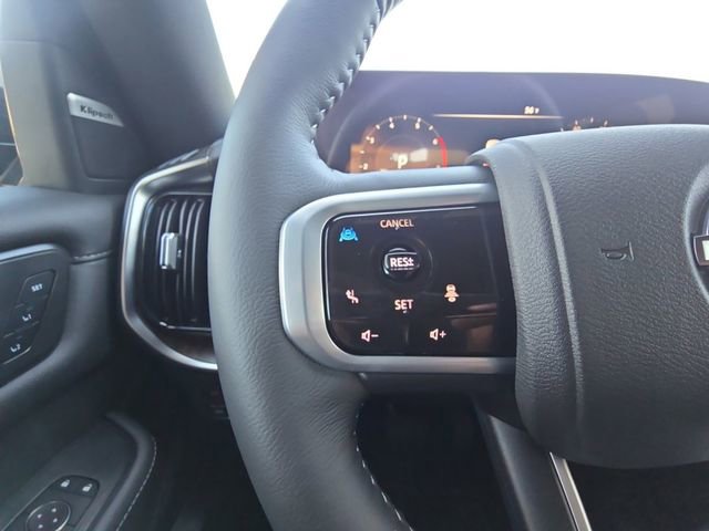 New 2026 Nissan Armada SL w/ Captain's Chari Seat Package image 11