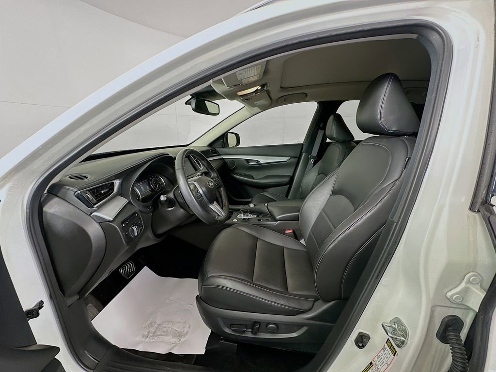 Used 2021 INFINITI QX50 Luxe image 20