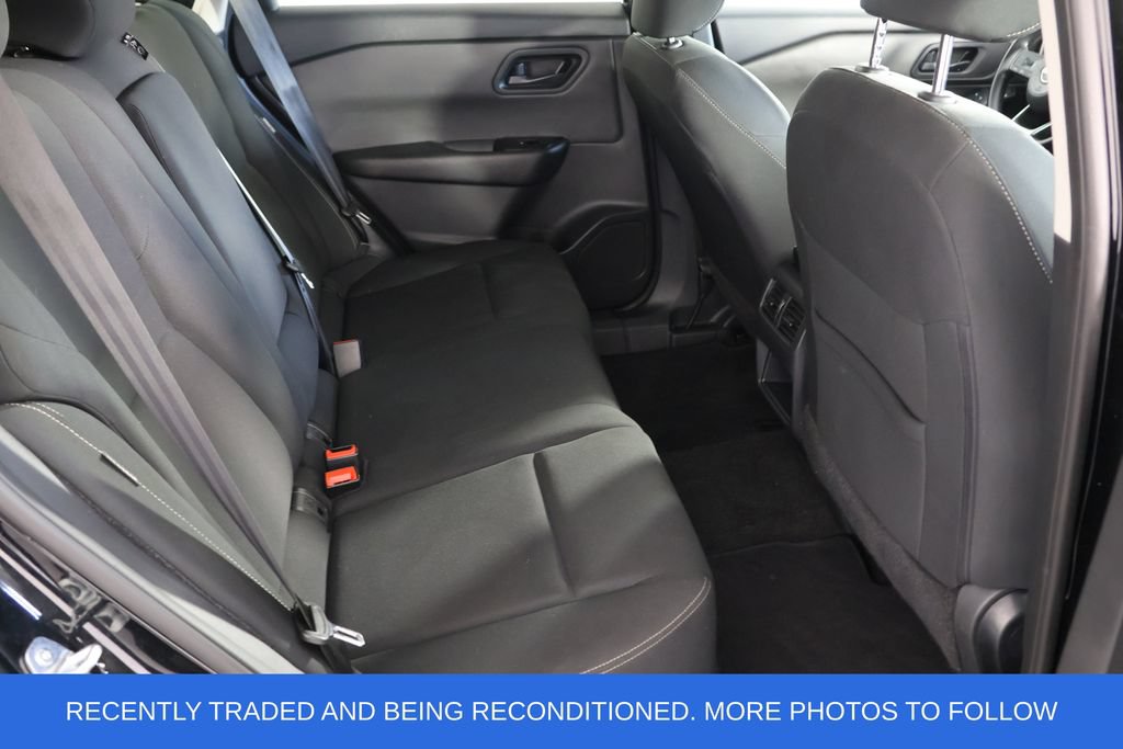 Used 2024 Nissan Rogue S AWD/4WD image 21
