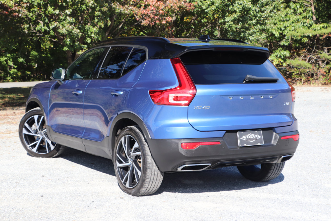 Used 2020 Volvo XC40 T5 R-Design image 44