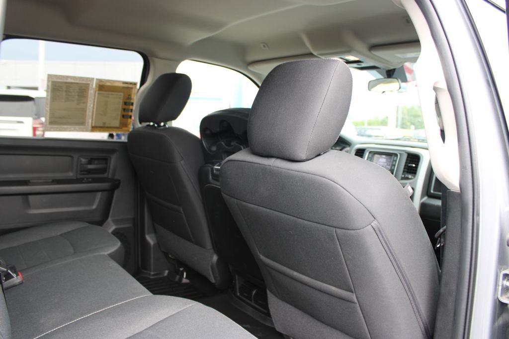 Used 2022 RAM 1500 Tradesman w/ Chrome Plus Package RWD image 34