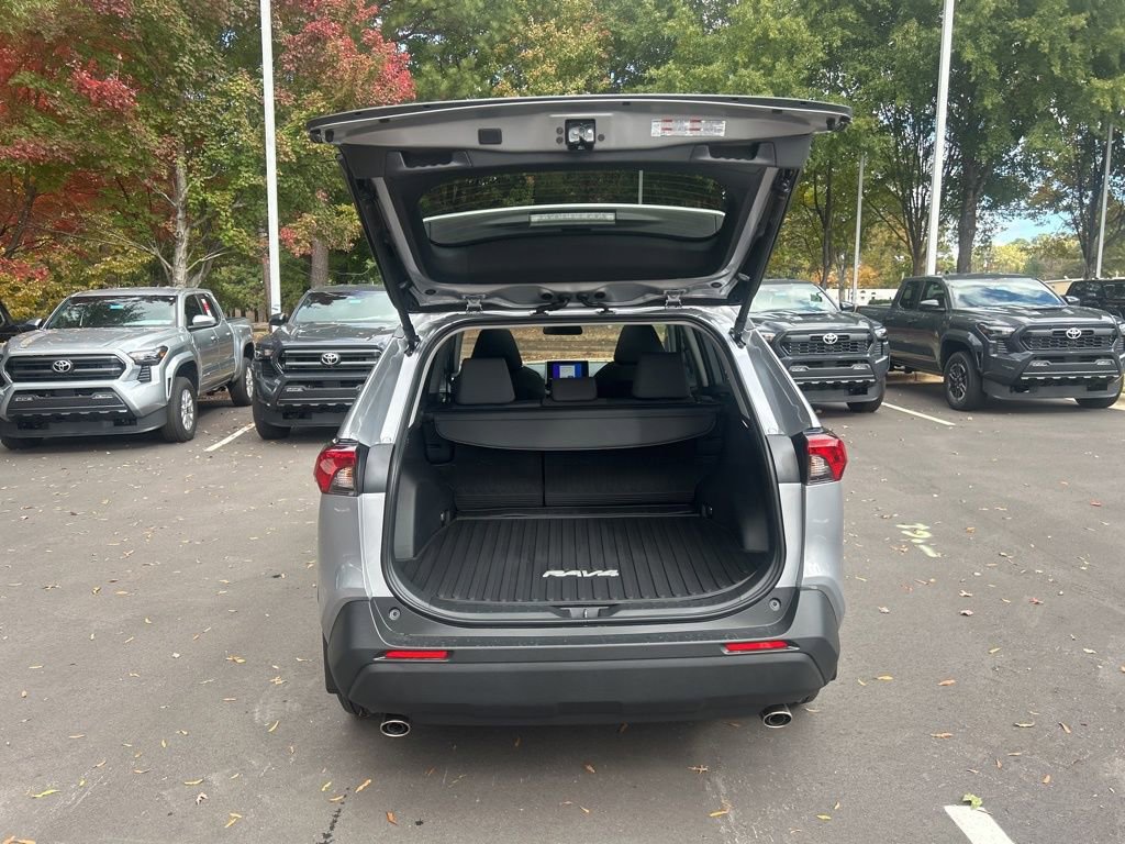 New 2025 Toyota RAV4 XLE image 19