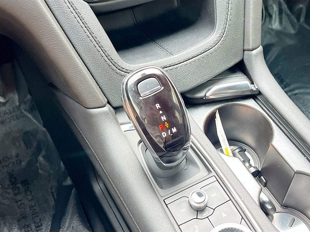 Used 2024 Cadillac XT6 Premium Luxury w/ LPO, Floor Liner Package image 16