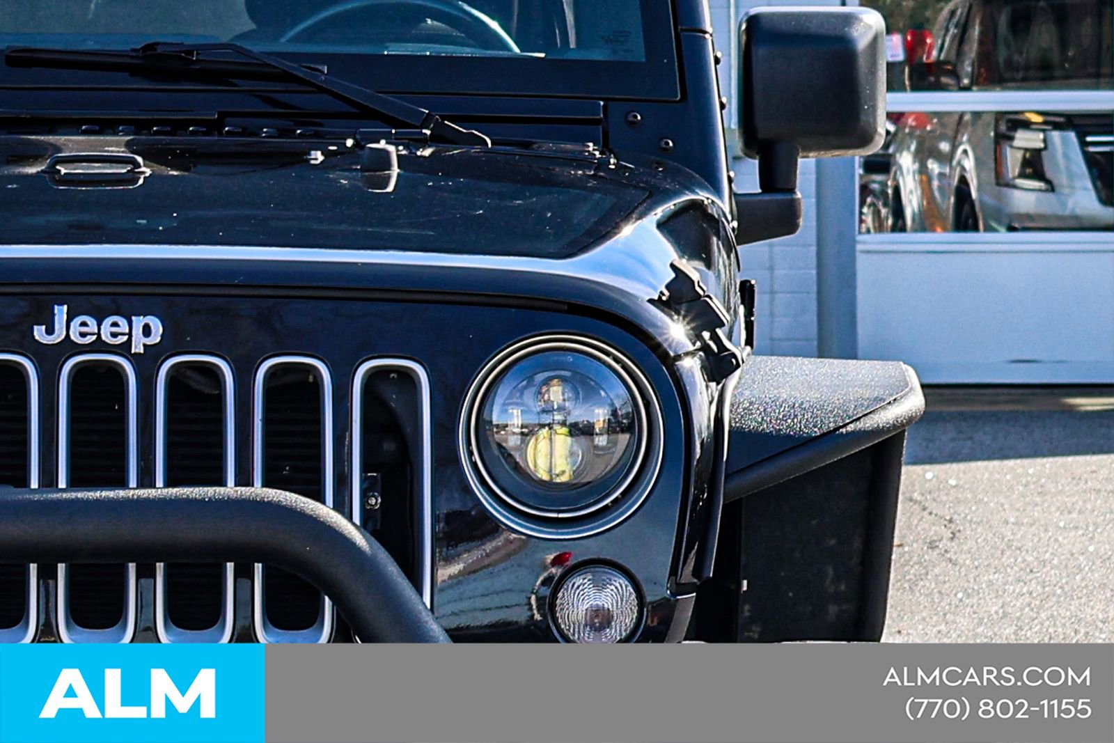 Used 2016 Jeep Wrangler Unlimited Sahara w/ Connectivity Group image 15