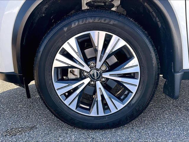 Certified 2023 Nissan Rogue SV image 7
