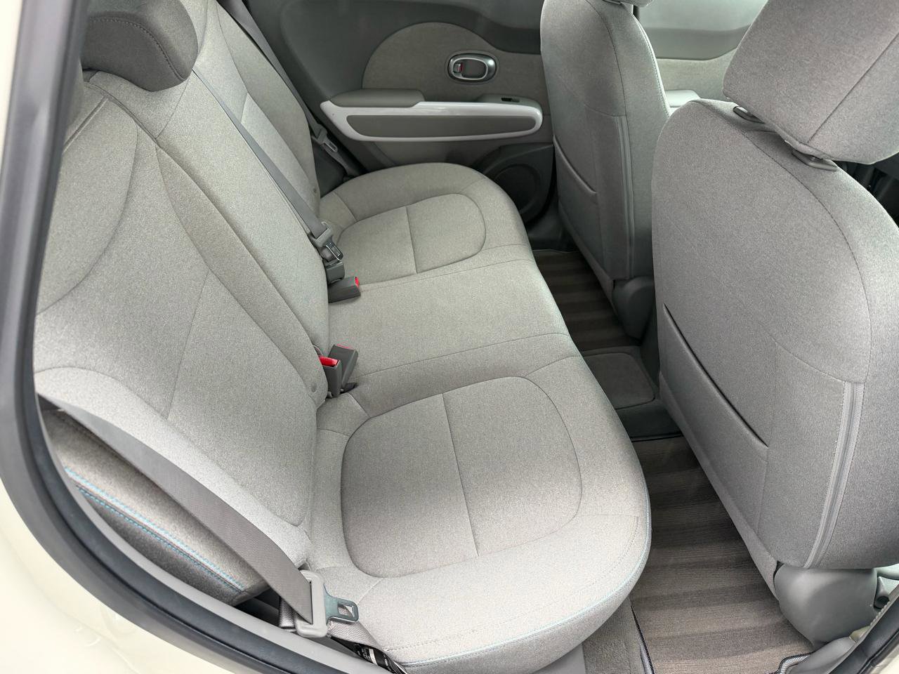 Used 2018 Kia Soul EV image 11