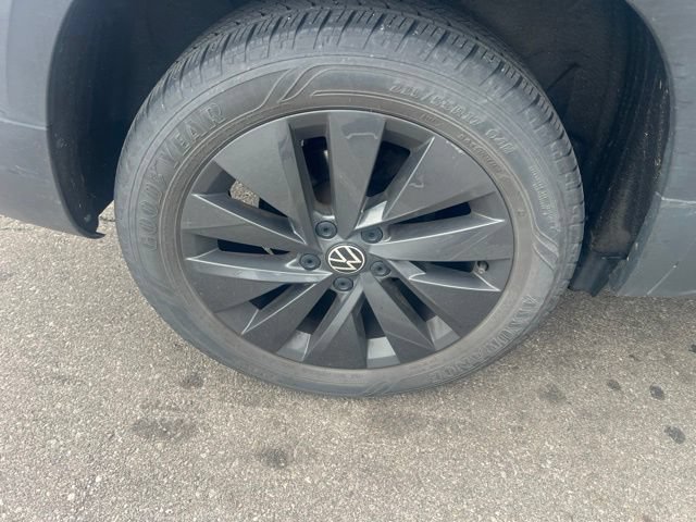 Certified 2023 Volkswagen Taos S FWD image 4