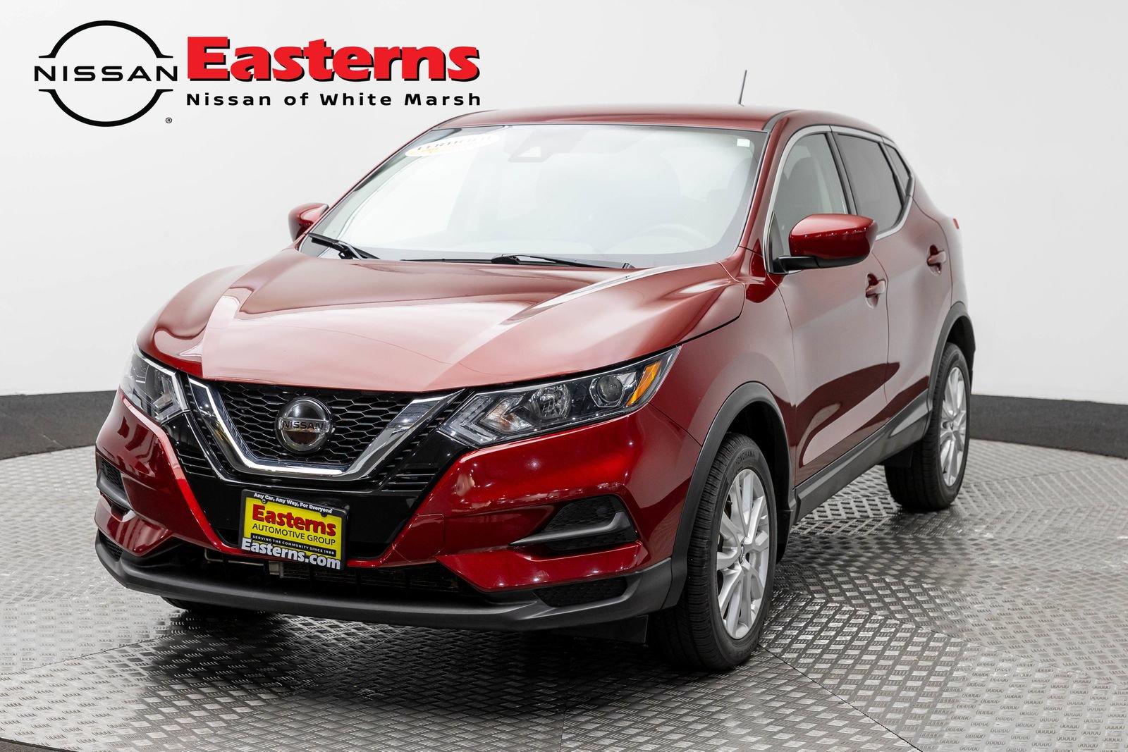 Used 2020 Nissan Rogue Sport S w/ Appearance Package FWD image 1