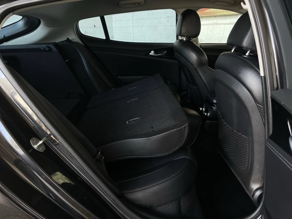 Used 2019 Kia Stinger RWD image 18
