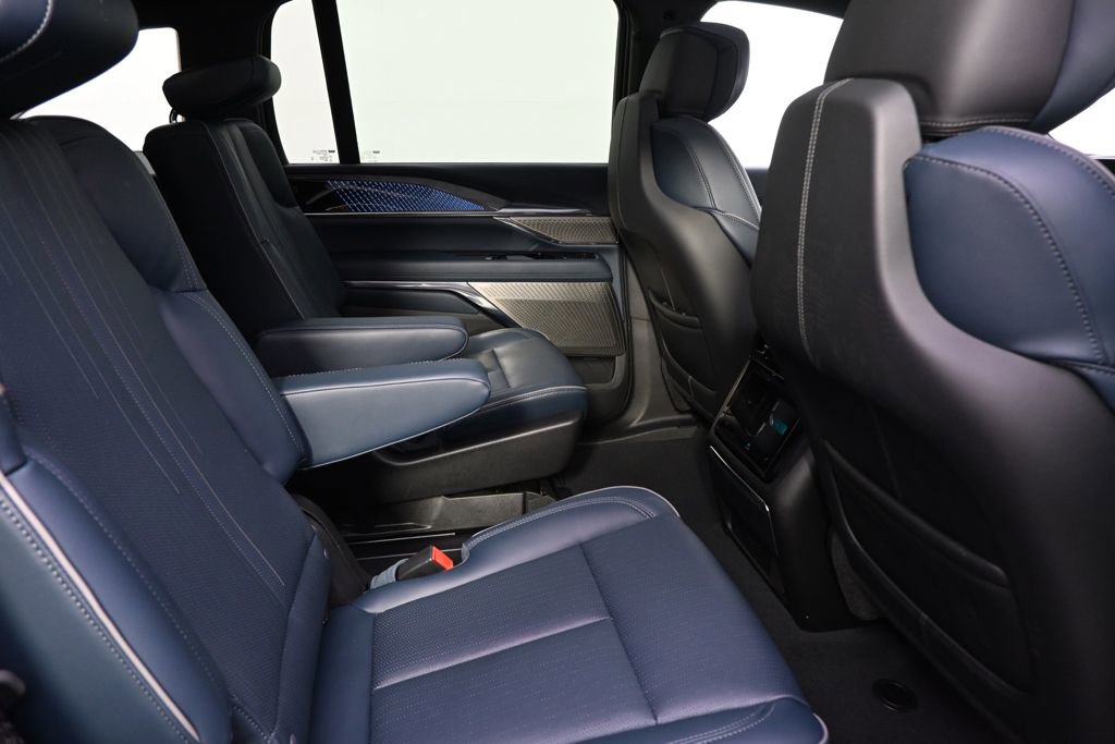 New 2025 Cadillac Escalade IQ Sport 2 image 18