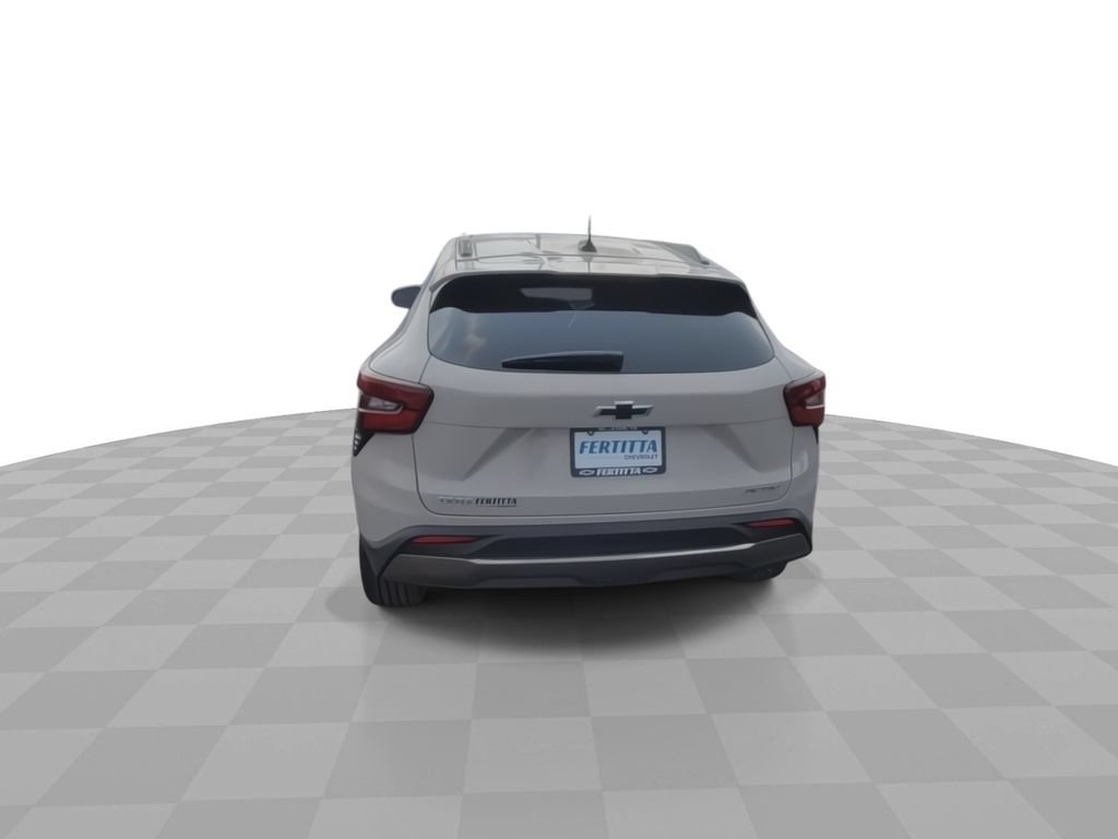New 2026 Chevrolet Trax ACTIV w/ Sunroof Package FWD image 7