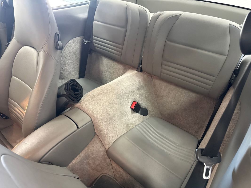 Used 2001 Porsche 911 Carrera image 18