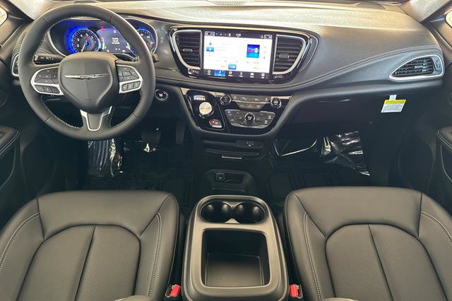 New 2026 Chrysler Pacifica Select image 10