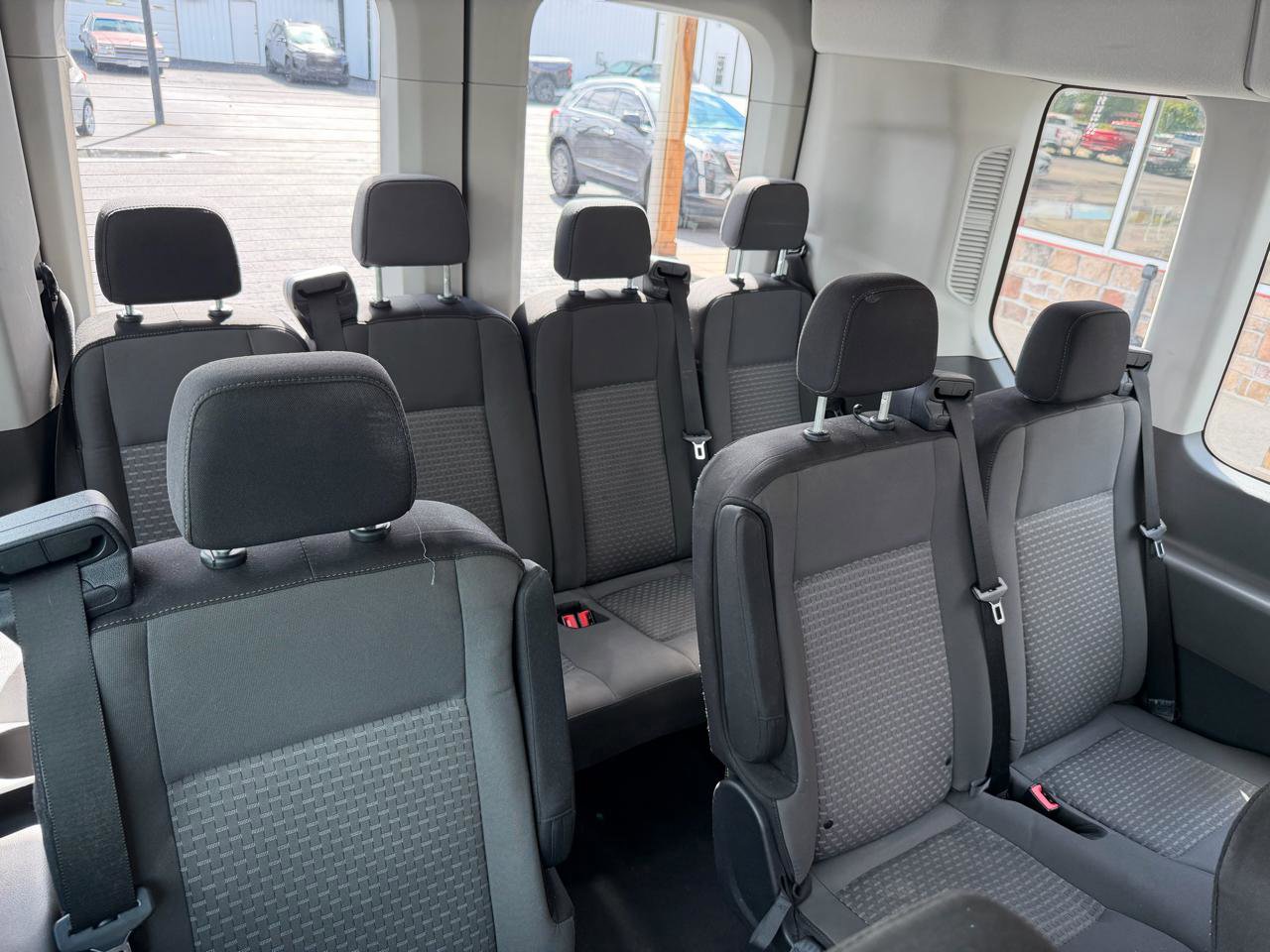 Used 2021 Ford Transit 350 XLT RWD image 19