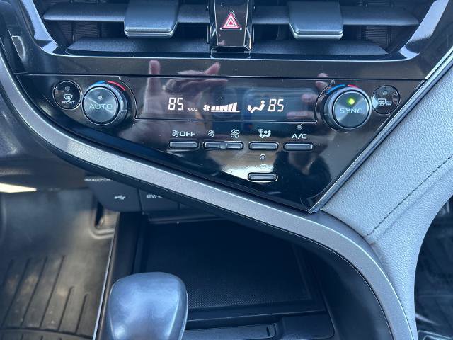 Used 2022 Toyota Camry SE image 25