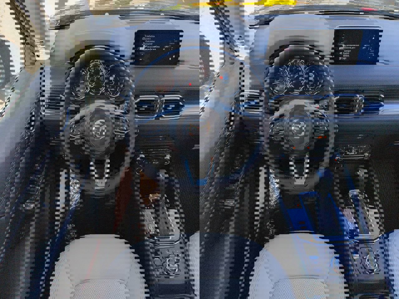 Used 2025 MAZDA CX-5 AWD 2.5 S w/ Preferred Package image 15