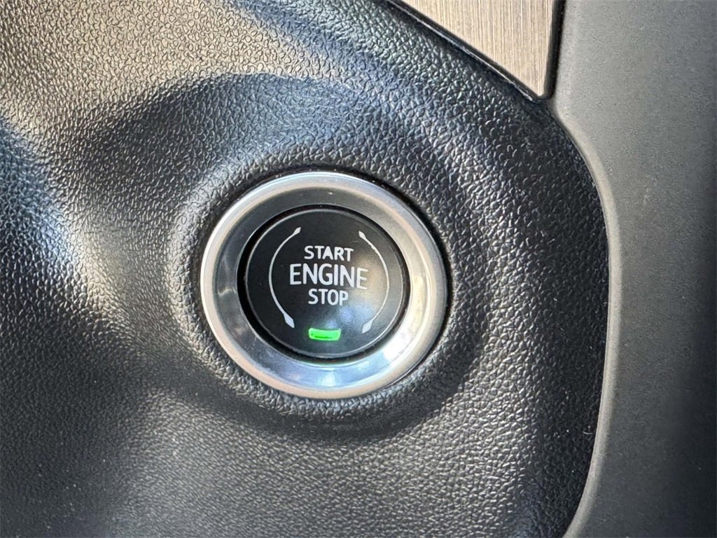 Used 2021 GMC Sierra 2500 AT4 w/ Gooseneck/5TH Wheel Package image 10