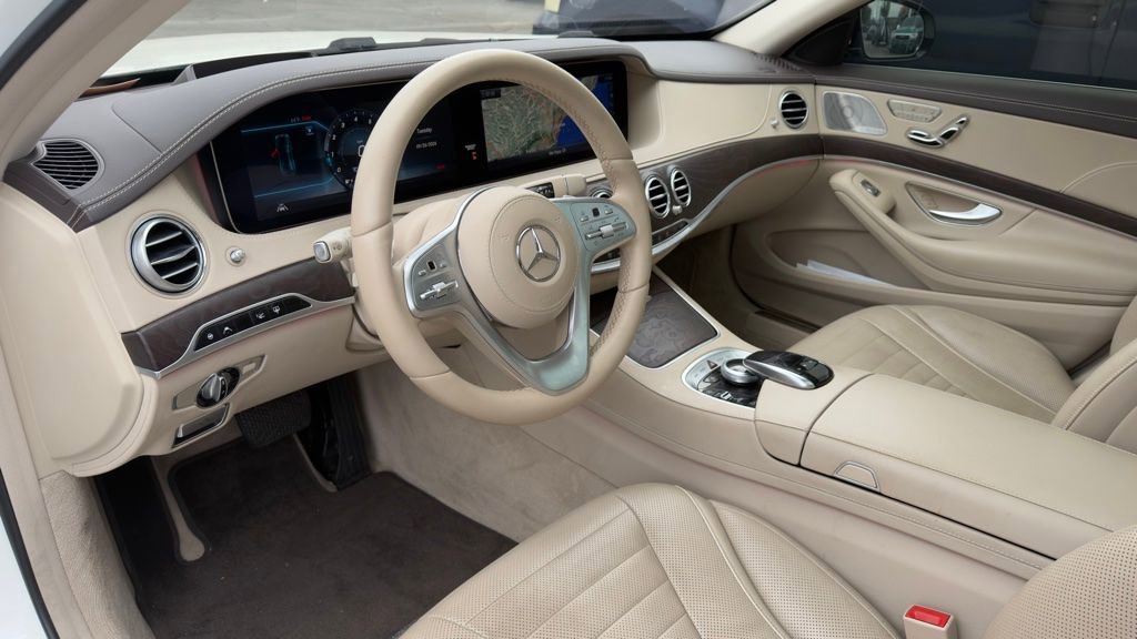 Used 2020 Mercedes-Benz S 560 Sedan image 6