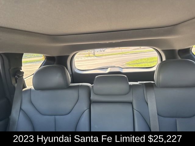 Used 2023 Hyundai Santa Fe Limited image 7