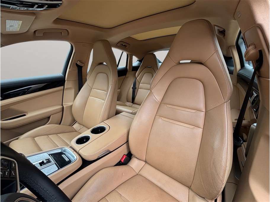 Used 2017 Porsche Panamera 4 AWD/4WD image 18