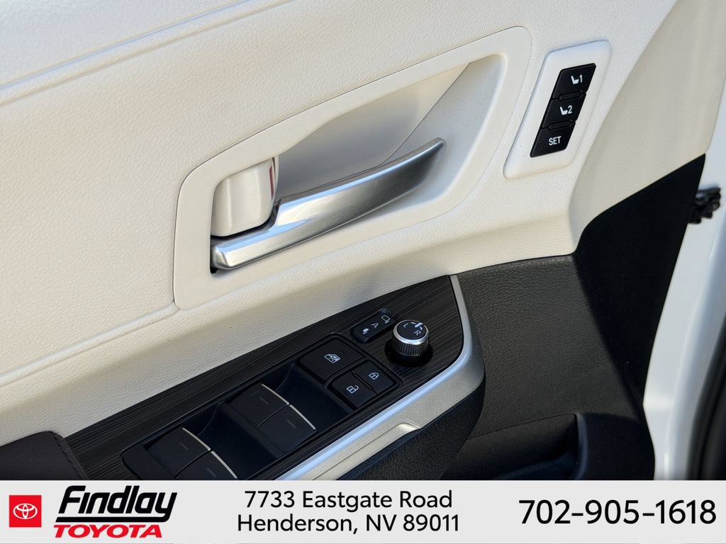 Certified 2024 Toyota Sienna Platinum AWD/4WD image 19
