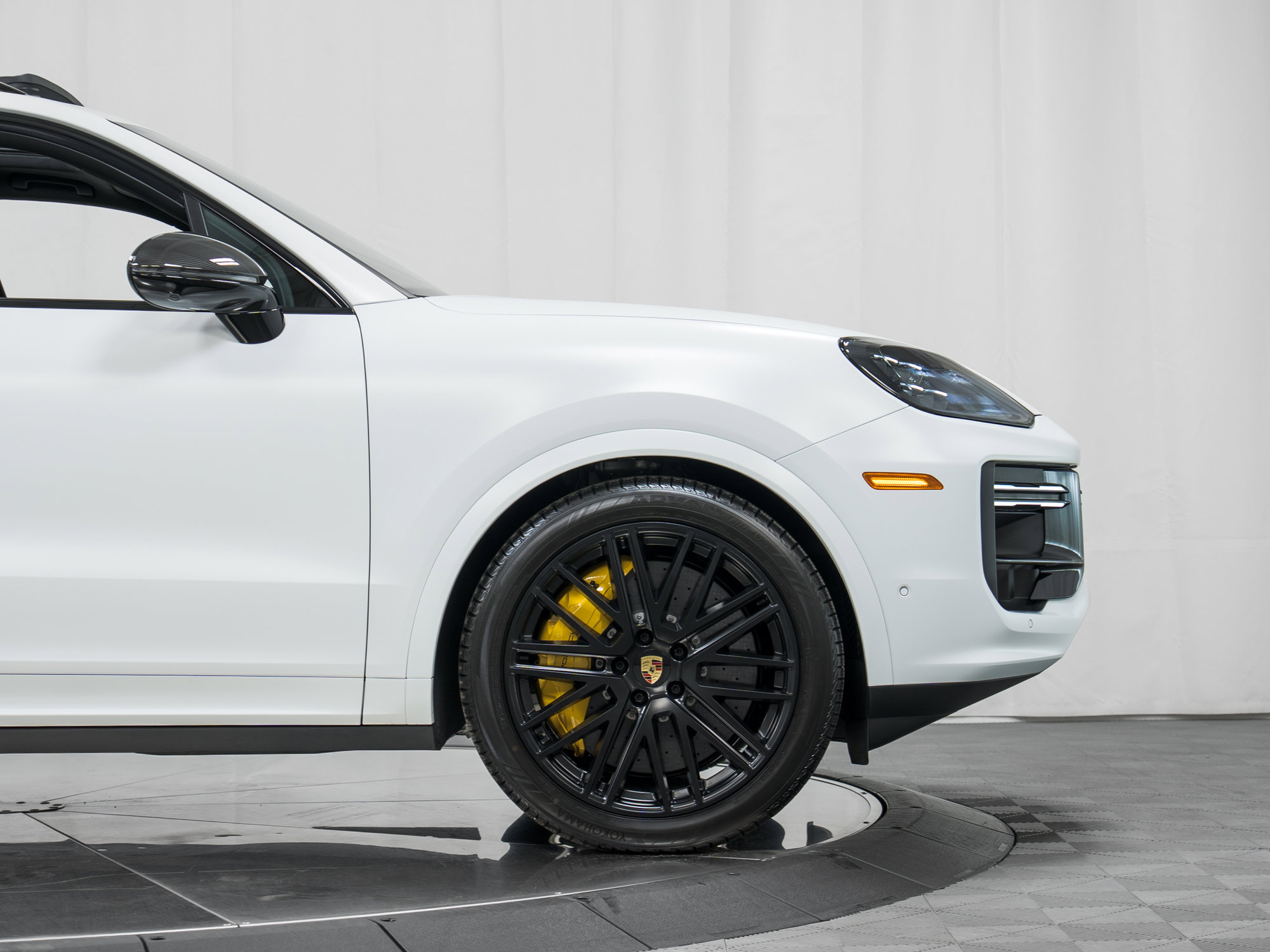 Certified 2024 Porsche Cayenne Turbo image 11