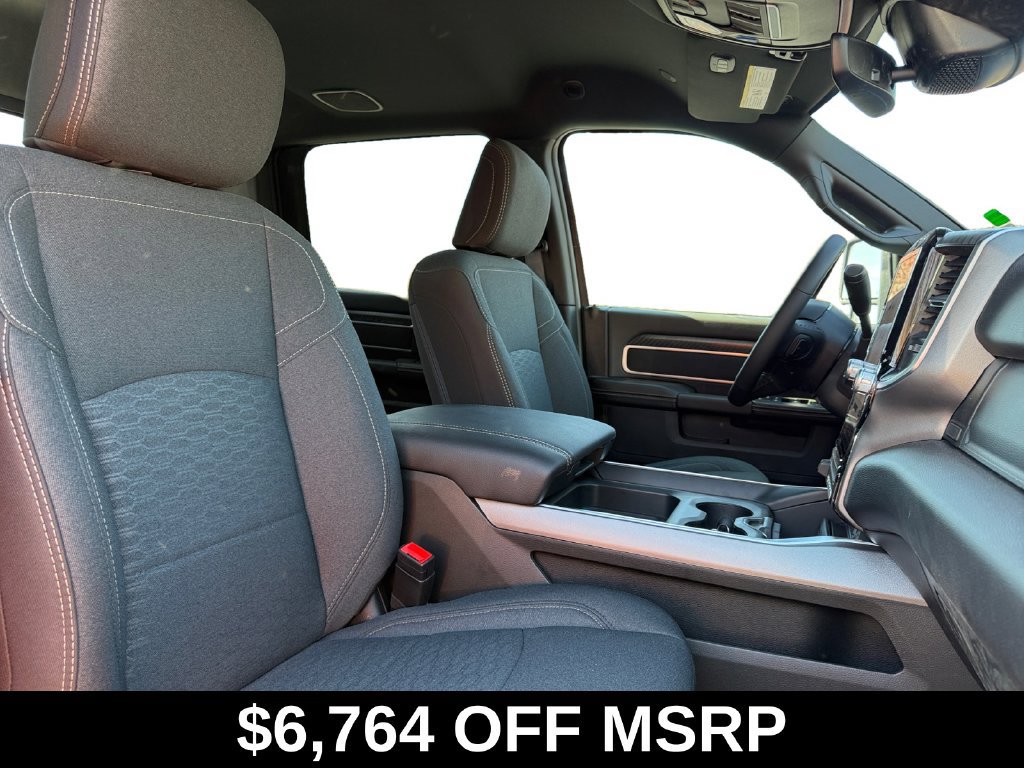 New 2026 RAM 3500 Big Horn AWD/4WD image 15