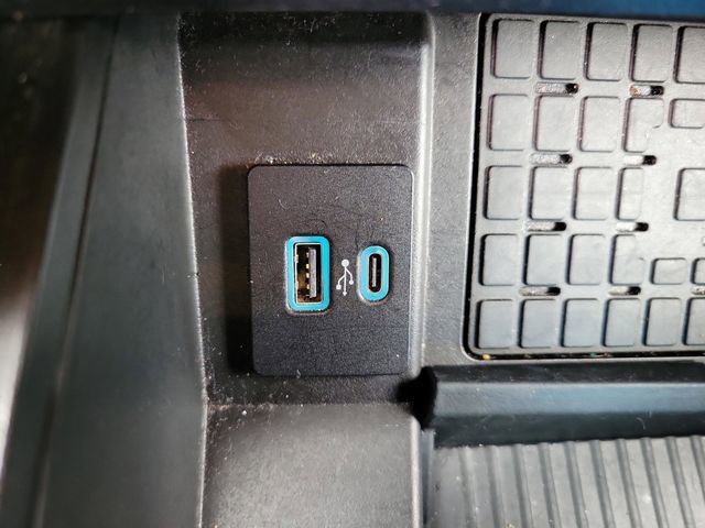 Used 2024 Ford Expedition Max XLT image 26