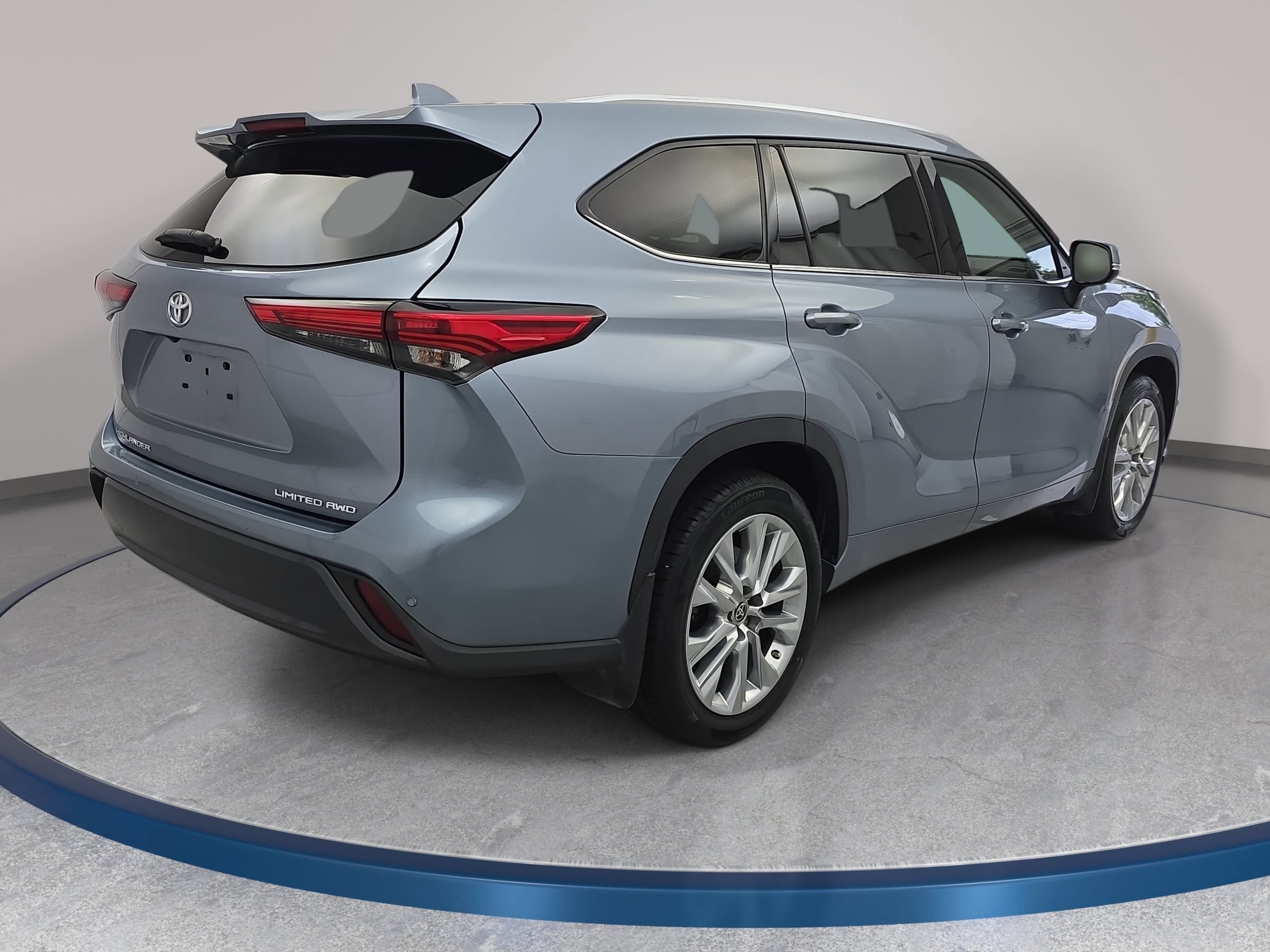 Used 2022 Toyota Highlander Limited AWD/4WD image 5