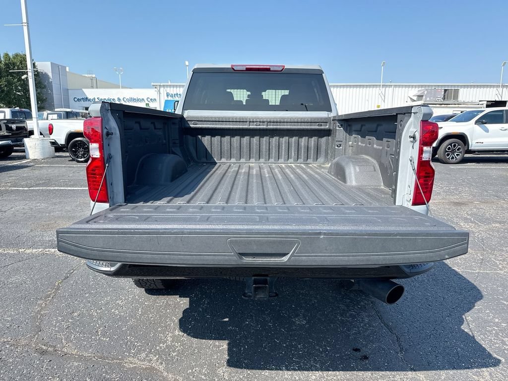 Used 2025 Chevrolet Silverado 2500 Custom w/ Custom Value Package AWD/4WD image 24