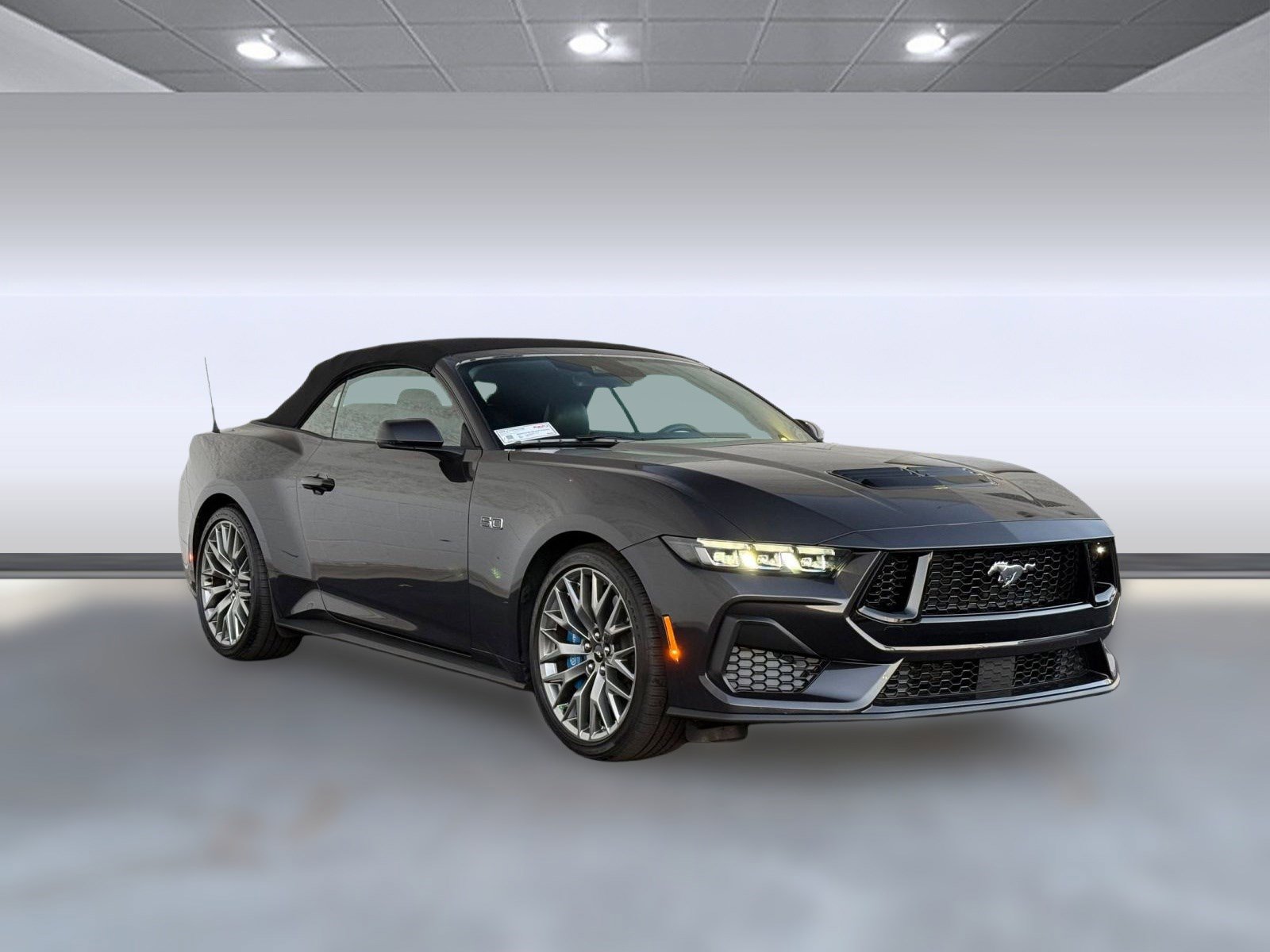Used 2024 Ford Mustang GT Premium image 6
