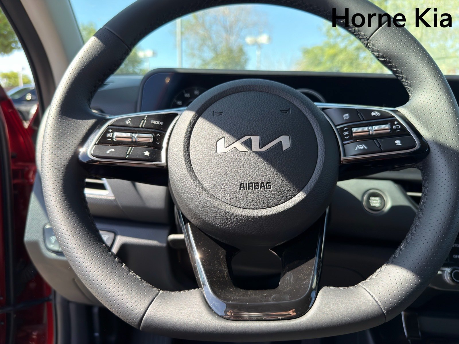 New 2026 Kia Seltos SX AWD/4WD image 12