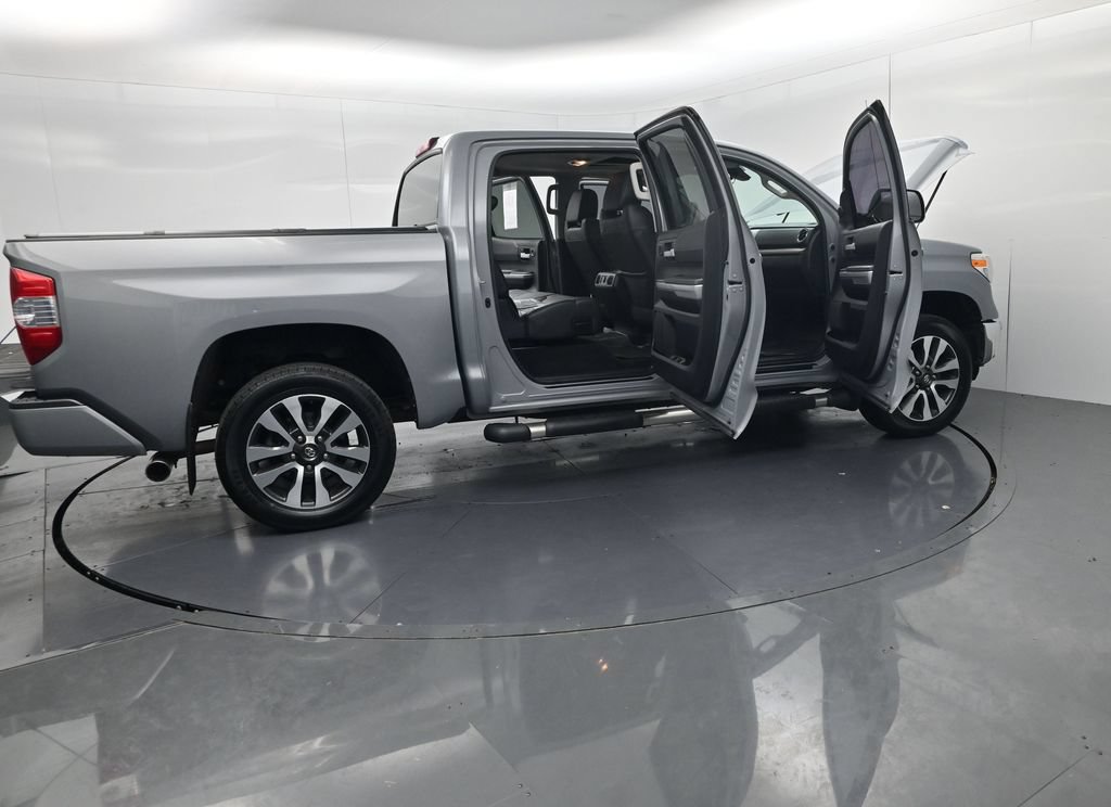 Used 2018 Toyota Tundra Limited w/ Limited Premium Package AWD/4WD image 57
