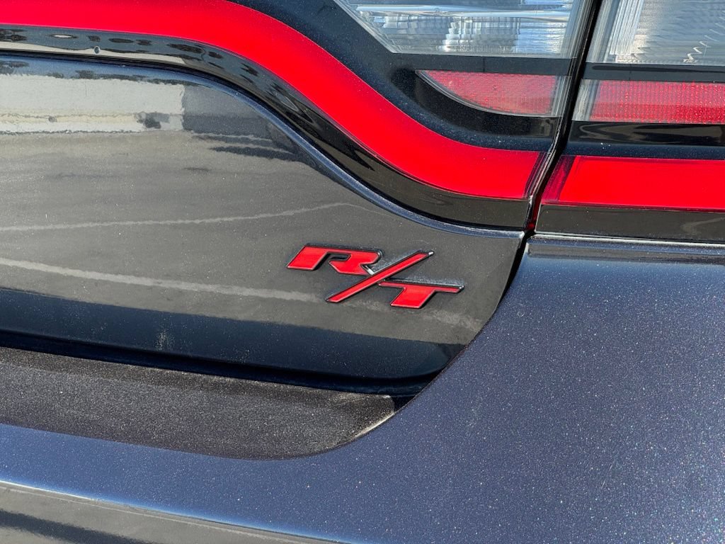 Used 2016 Dodge Charger R/T Scat Pack w/ Beats Audio Group RWD image 24