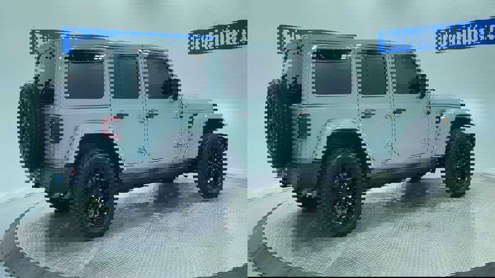 Used 2023 Jeep Wrangler Sahara w/ Cold Weather Group image 5