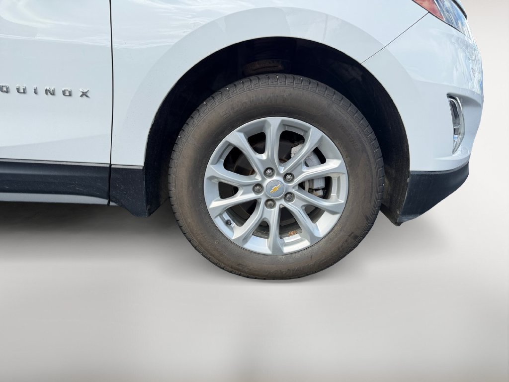 Used 2019 Chevrolet Equinox LT w/ Driver Convenience Package AWD/4WD image 10