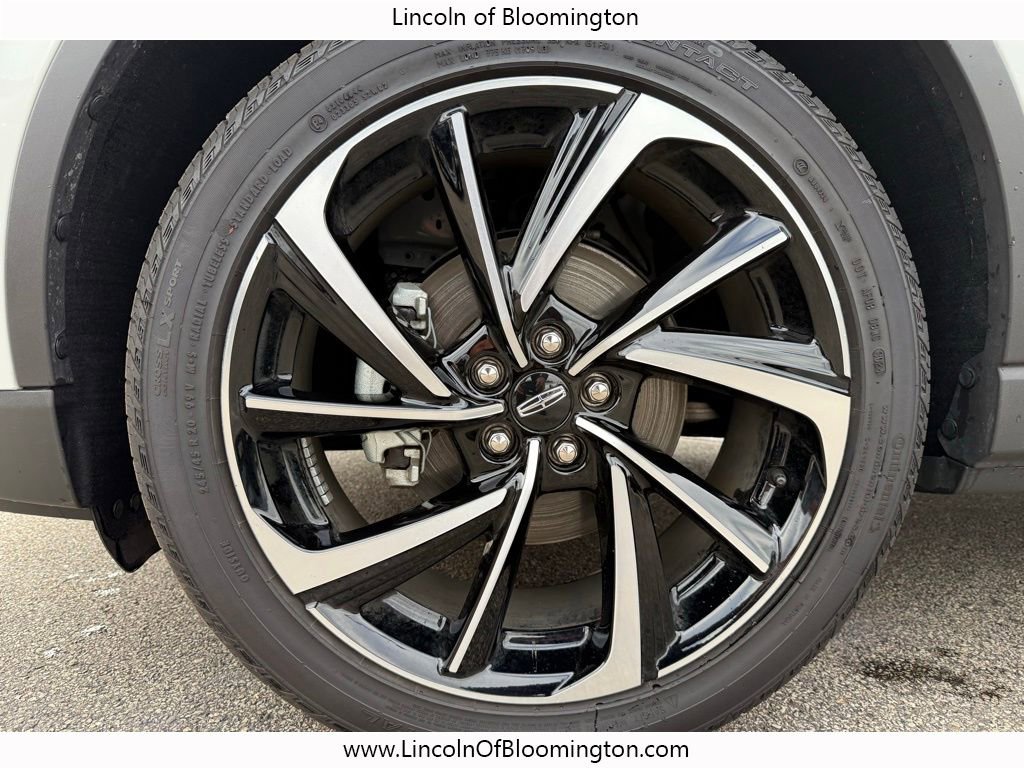 New 2025 Lincoln Corsair Reserve w/ Towing Package image 49