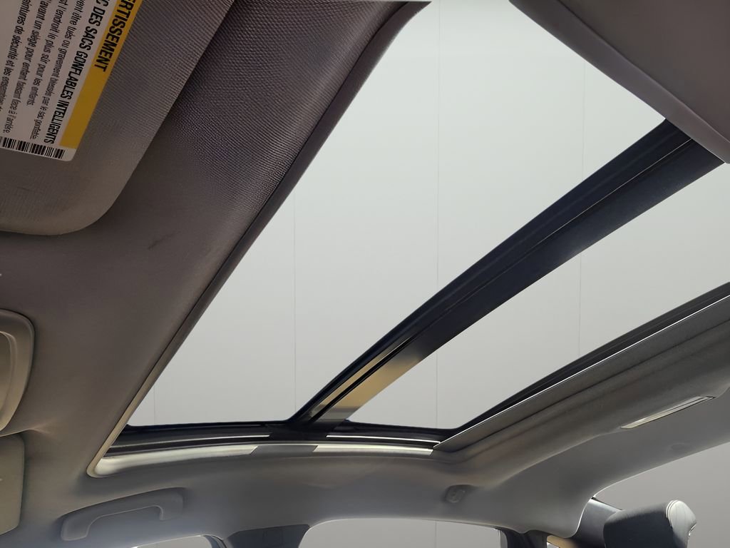 Used 2024 Chevrolet Malibu LT image 24