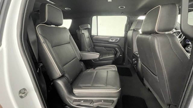 Used 2023 Chevrolet Suburban Premier image 47