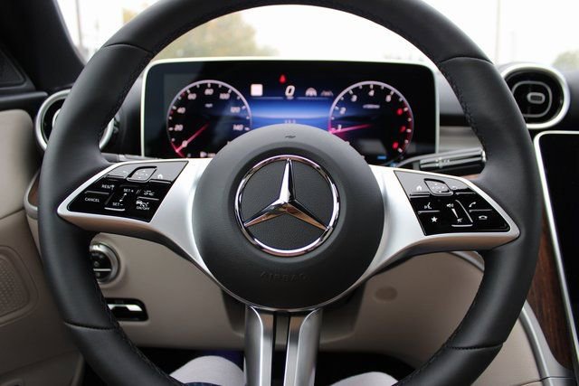 New 2025 Mercedes-Benz C 300 4MATIC Sedan image 21
