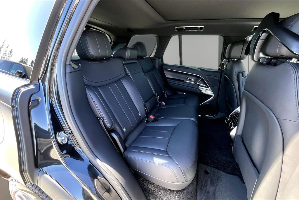 New 2026 Land Rover Range Rover SE AWD/4WD image 10