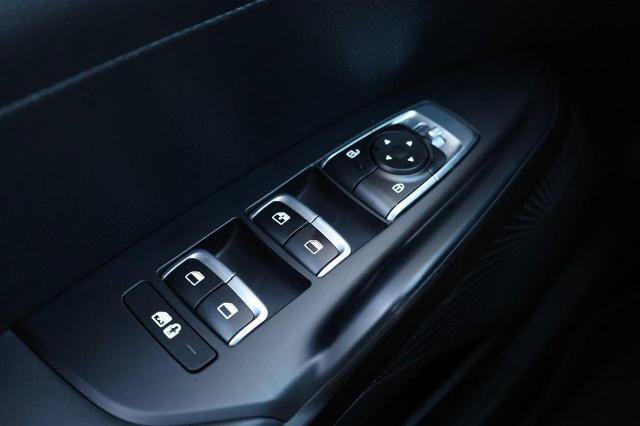 Used 2025 Kia K5 LXS FWD image 17