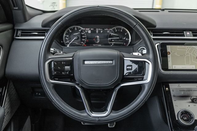 Used 2022 Land Rover Range Rover Velar R-Dynamic S image 9