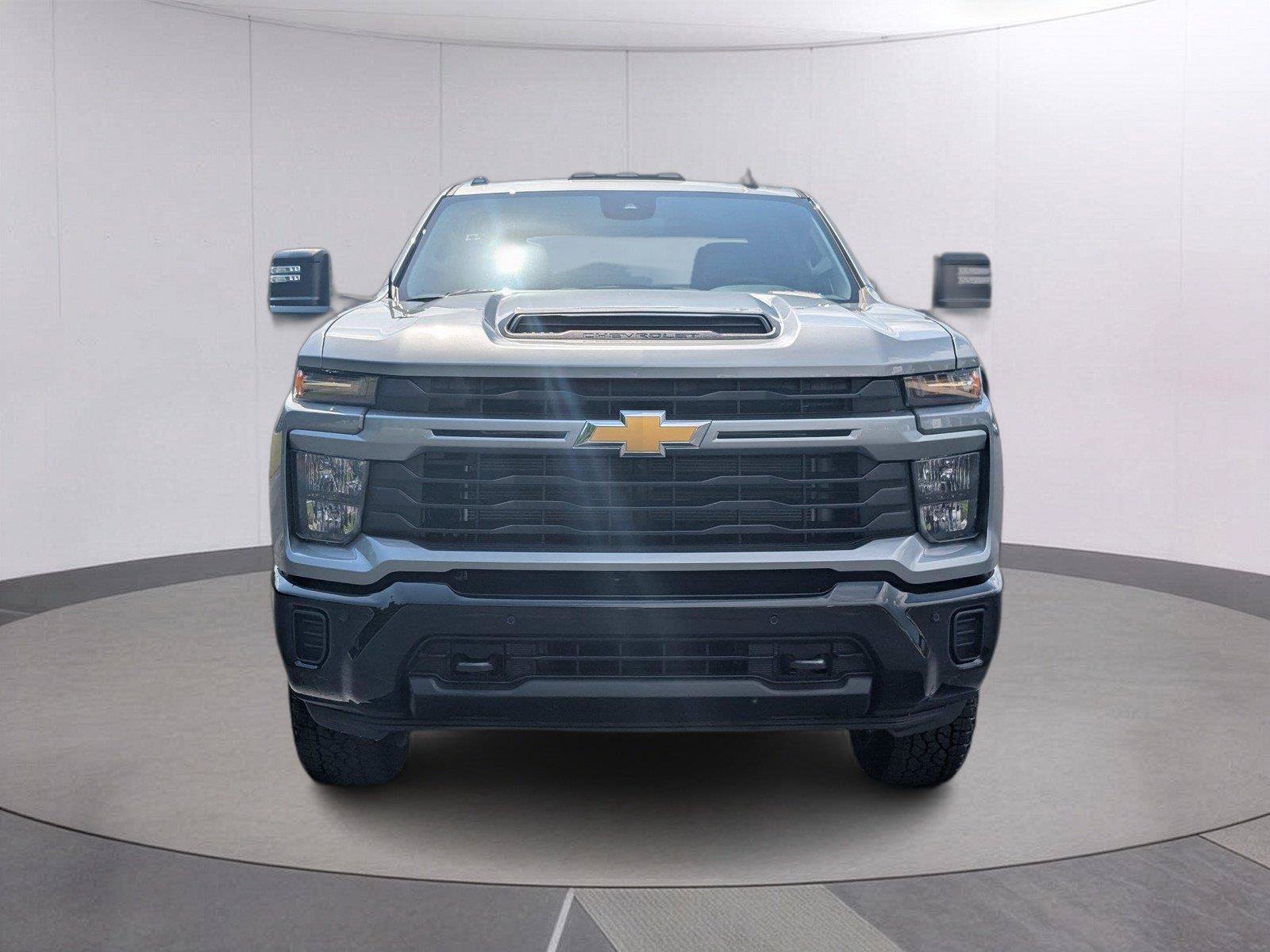 New 2026 Chevrolet Silverado 2500 Custom w/ Custom Value Package AWD/4WD image 9