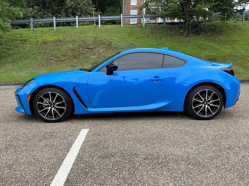 Used 2023 Toyota GR86 w/ ALL Weather Mat Package (TMS) RWD image 23