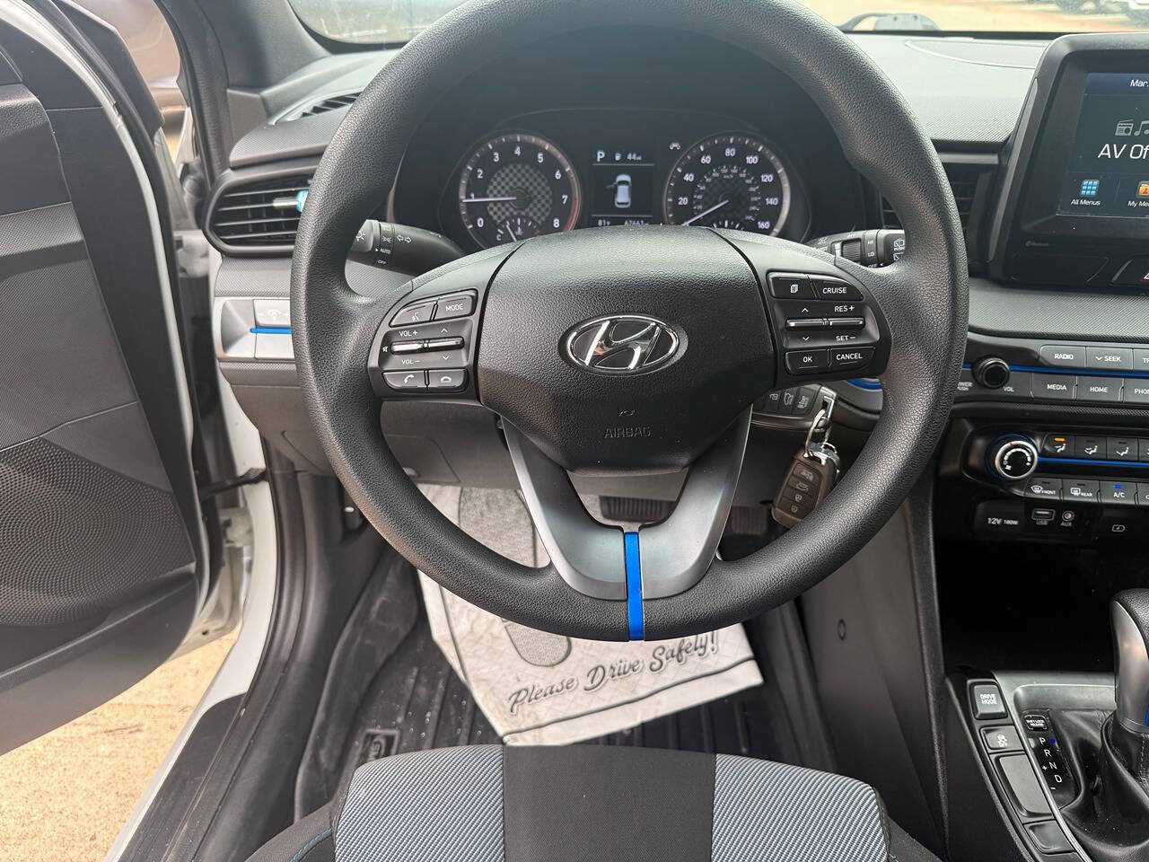 Used 2019 Hyundai Veloster 2.0 FWD image 16