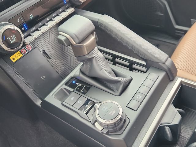 Used 2025 Toyota 4Runner Limited image 16