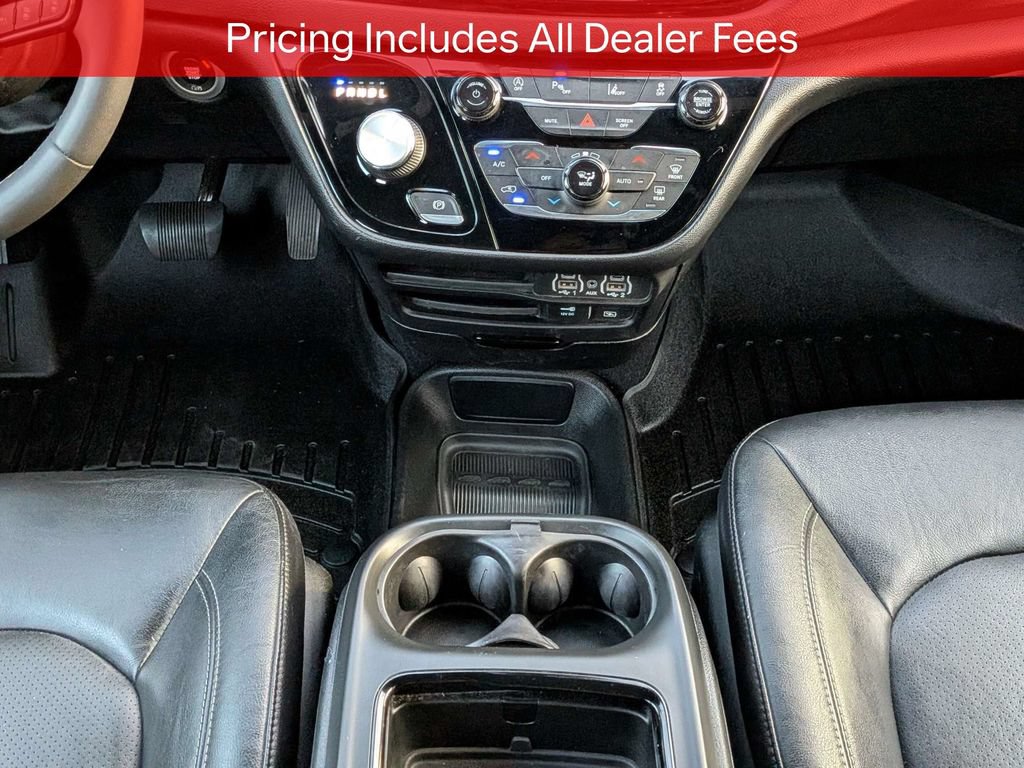 Used 2022 Chrysler Pacifica Touring-L w/ S Appearance Package FWD image 19