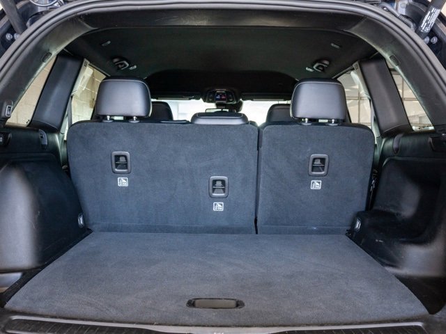 Used 2024 Jeep Grand Cherokee Limited w/ Black Appearance Package image 7